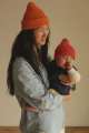 BEANIE FONZIE ADULT ORANGE 2.jpg