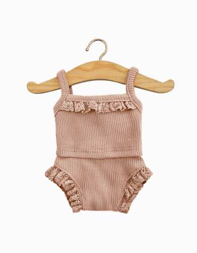 minikane-collection-dressing-vetements-accessoires-meubles-poupees_gordis-34-37cm-les-ptits-basiques-dessous-deux-pieces-fille-dentelle-une-piece-petale-en-mail.jpg