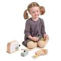 pol_pm_Drewniany-toster-z-zestawem-sniadaniowym-Mini-Chef-Tender-Leaf-Toys-981_2.jpg