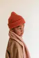 BEANIE FONZIE WILD BERRY lifestyle (3).jpg