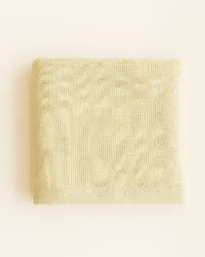 Koc Felix z wełny merino HVID - Light Yellow