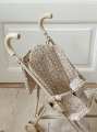 konges-sloejd-slojd-doll-stroller-kinderwagen-voor-poppen-buggy-pop-wit-beige-met-bloemetjes.jpg